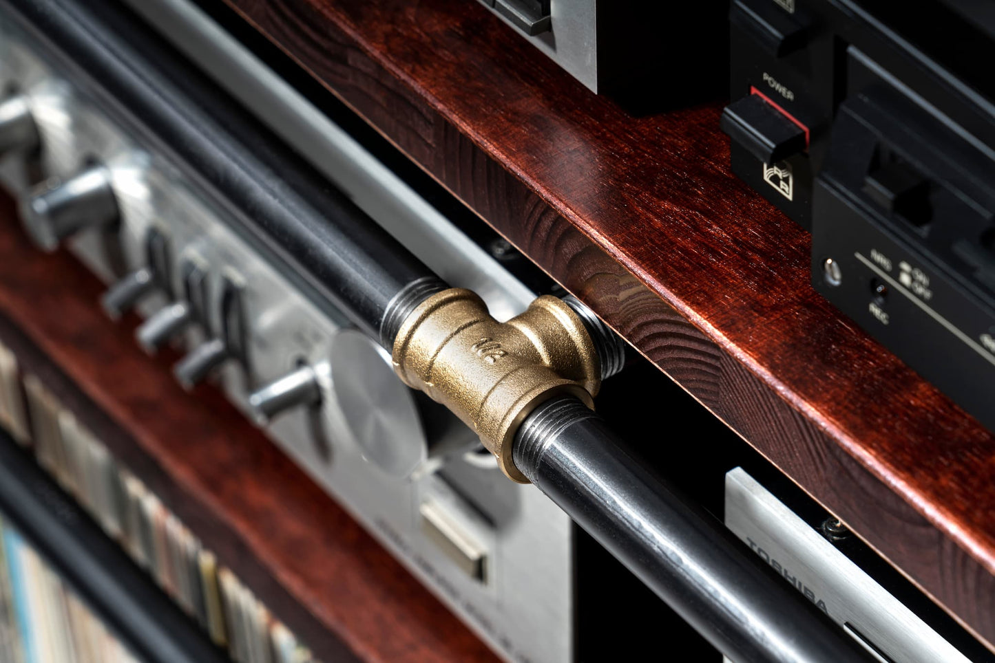 Record Player Stand with Vinyl Storage Shelf - Industrial Pipe Turntable Console & Media Center