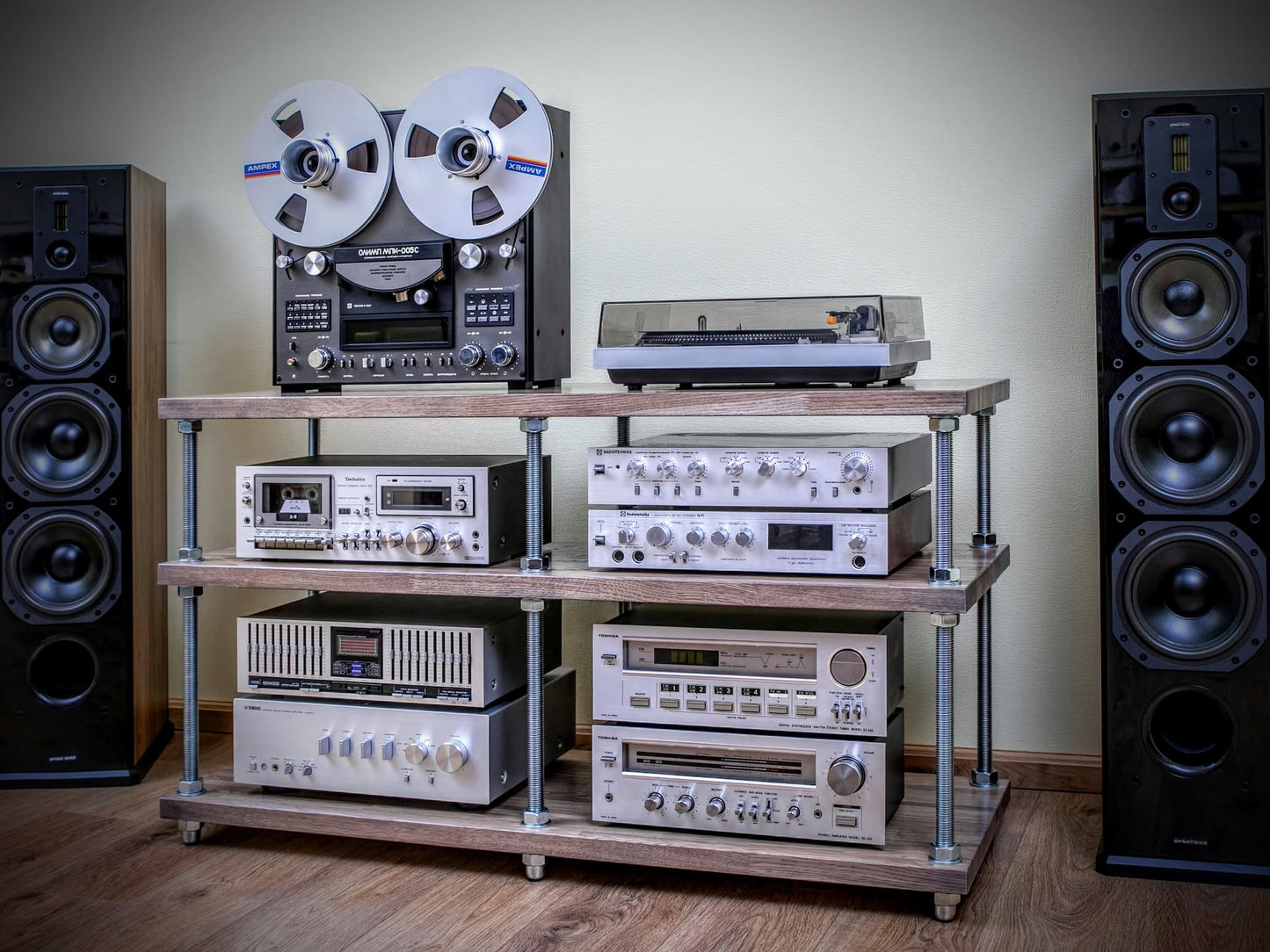 Solid Oak Audio Rack with Adjustable Shelves – HiFi Rack, Record Player Stand & Media Console